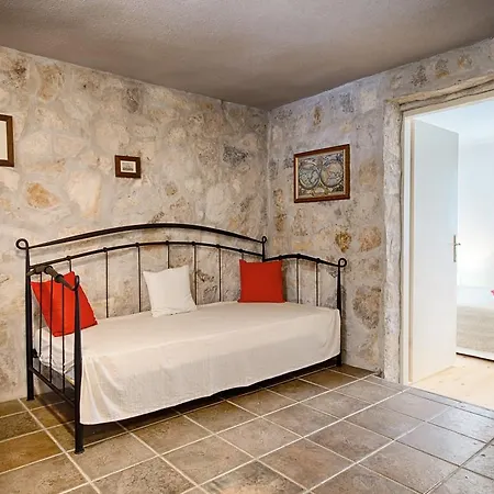 Apartament Perla